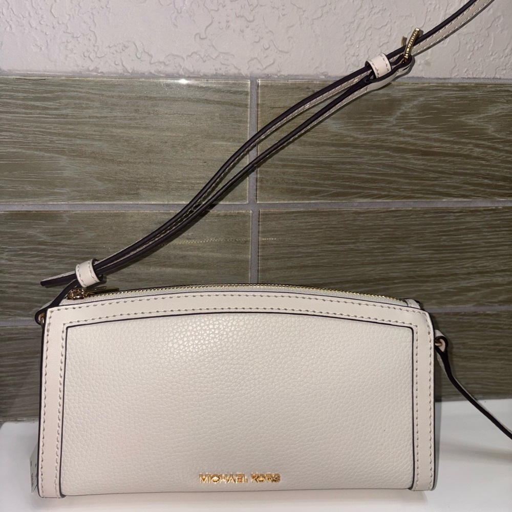 Michael Kors Off-White Crossbody Bag NWT MSRP $228 - Picture 3 of 10